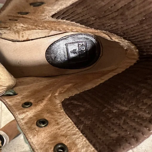 FRYE Mimi Lace Leather 4” heel 1” platform - Picture 6 of 10